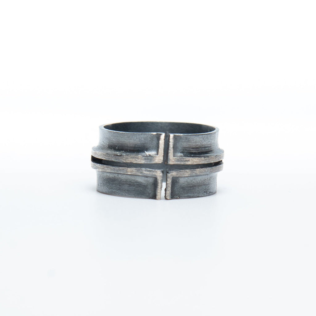 ROUNDED CROSS RING