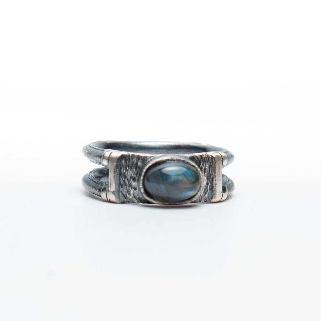 VINTAGE STONE BAND RING