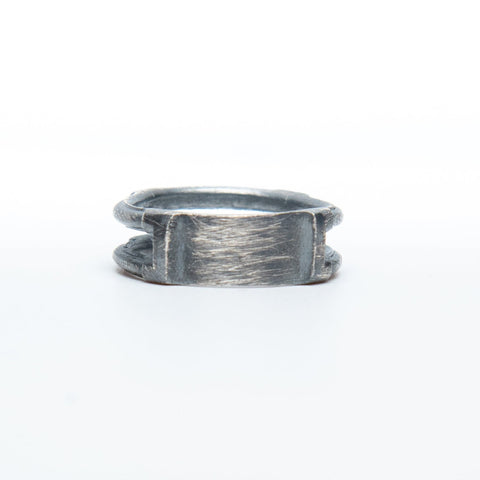 BAND PLAQUE RING