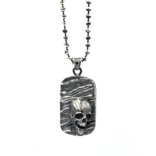 Cargar imagen en el visor de la galería, SKULL PLAQUE DOG TAG
