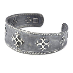 FLOR DE LIS CROSS CUFF