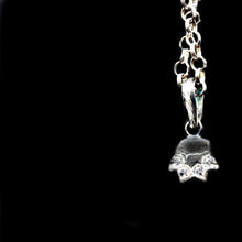 Cargar imagen en el visor de la galería, PAW PENDANT WHITE - Rock and Jewel
