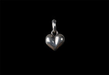 Cargar imagen en el visor de la galería, SILVER HEART - Rock and Jewel
