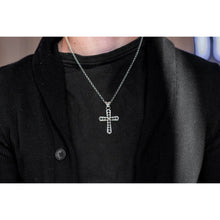 Cargar imagen en el visor de la galería, SMALL CROSS ZIRCONIA NEGRA - Rock and Jewel
